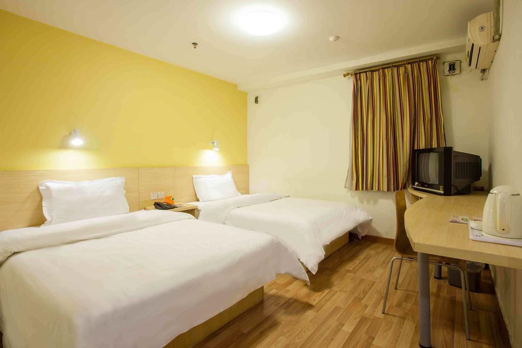 7Days Inn Chongqing Daxigou Renhe Street חדר תמונה