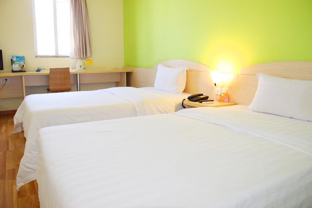 7Days Inn Chongqing Daxigou Renhe Street מראה חיצוני תמונה