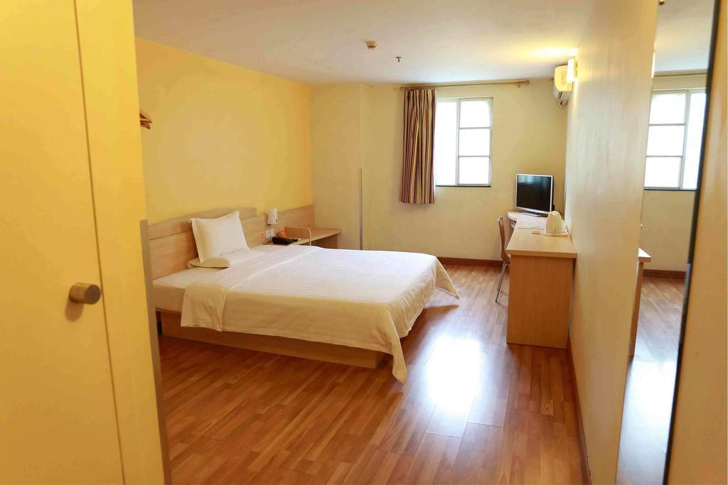 7Days Inn Chongqing Daxigou Renhe Street מראה חיצוני תמונה