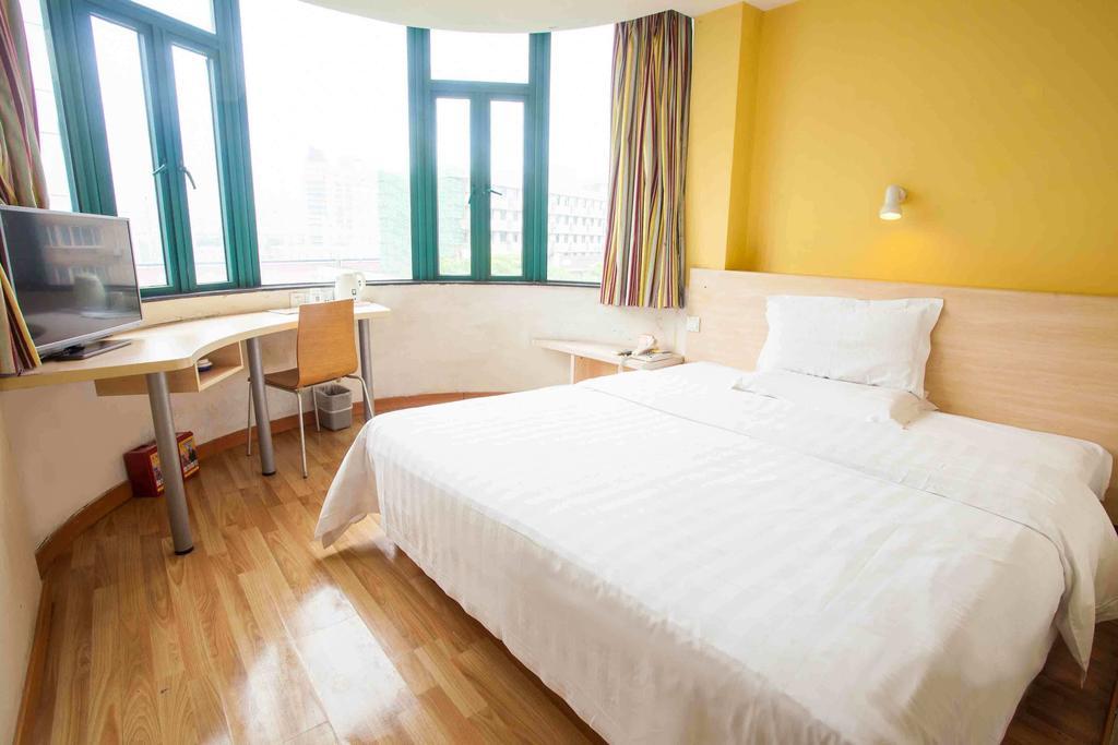 7Days Inn Chongqing Daxigou Renhe Street מראה חיצוני תמונה